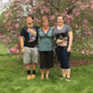 Meet your Posher, Lorrie